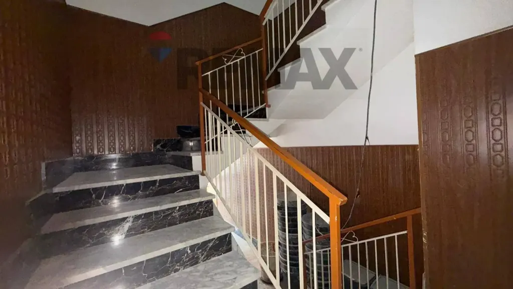 Stanze - Three-Bedroom Apartment with Balcony in Modugno