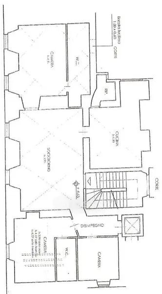 Plaan - Rustic-Style Apartment with Private Courtyard in Prato