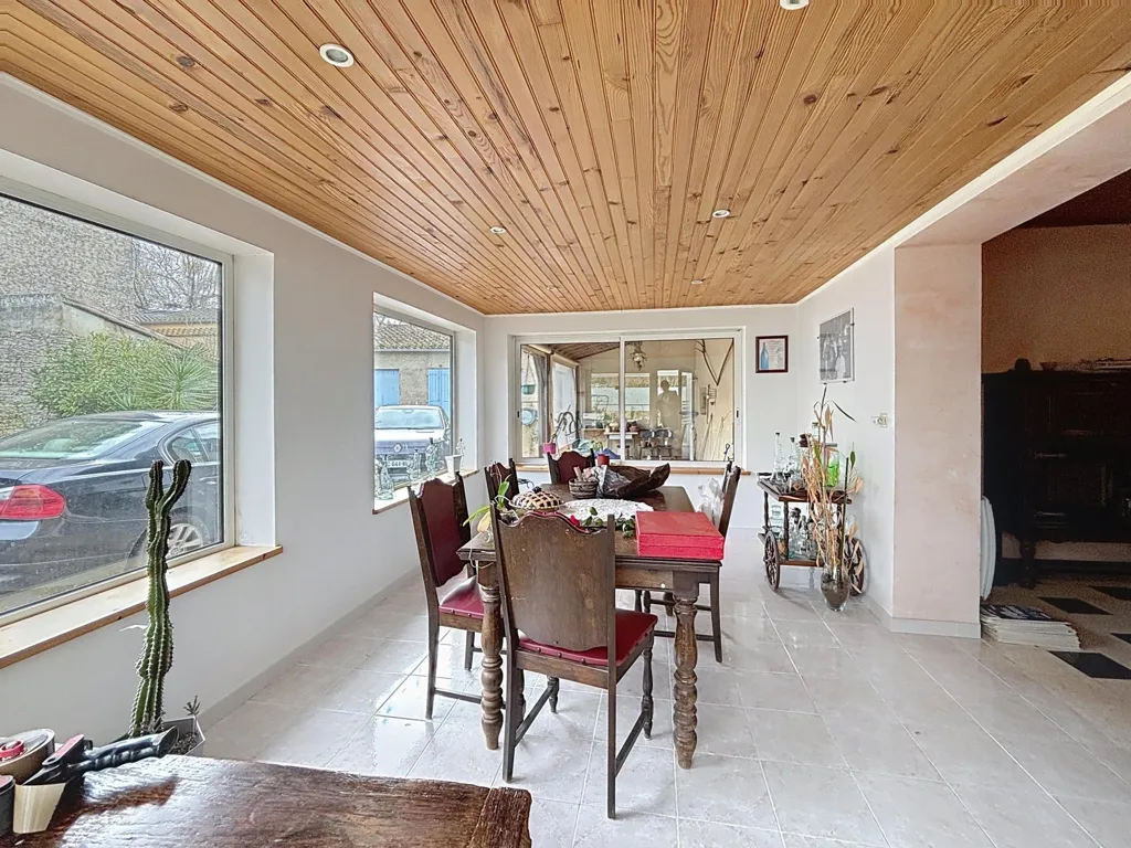Salle à manger - Maison de village avec jardin à Les Casses