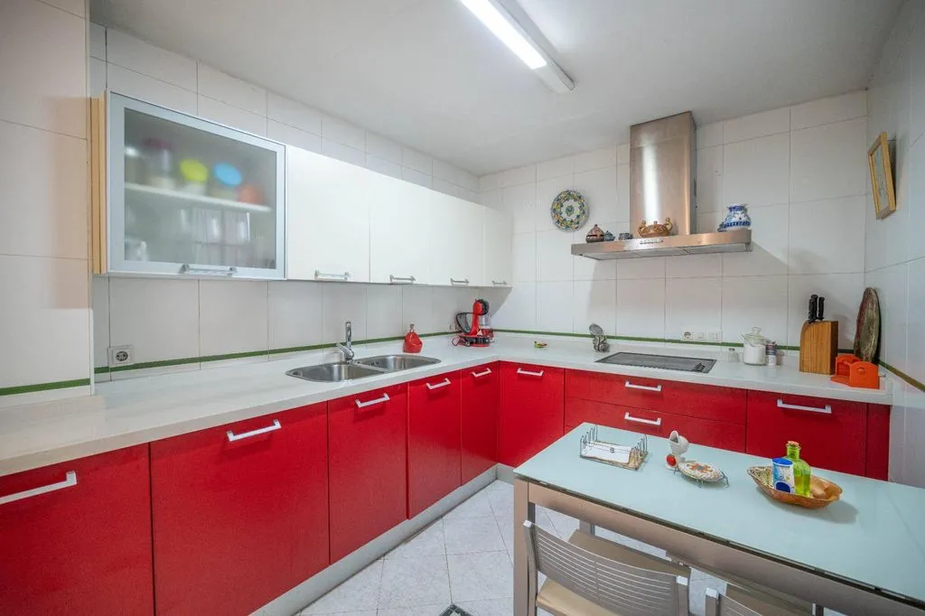 Köök - Luxury Flat with Balcony in Gran Capitán, Granada