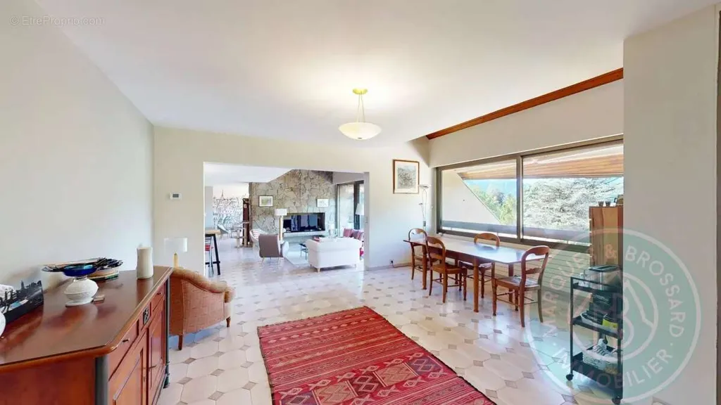 Salle à manger - Maison d'Architecte avec Vue sur le Pic du Midi d'Ossau