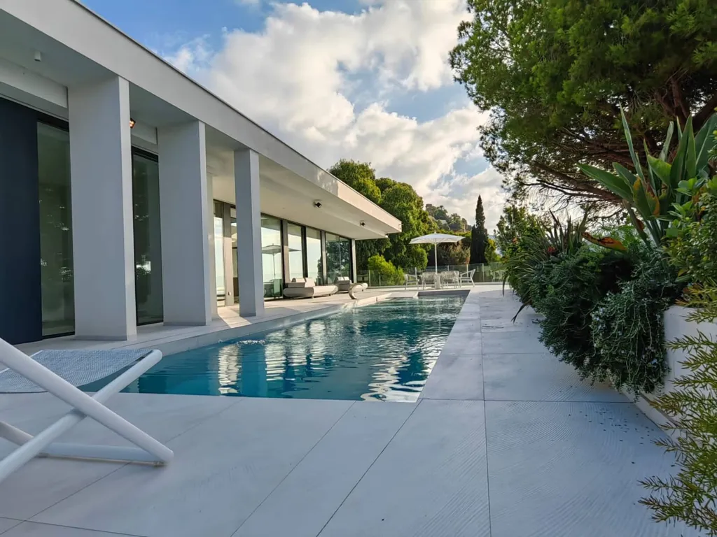 pool_area
