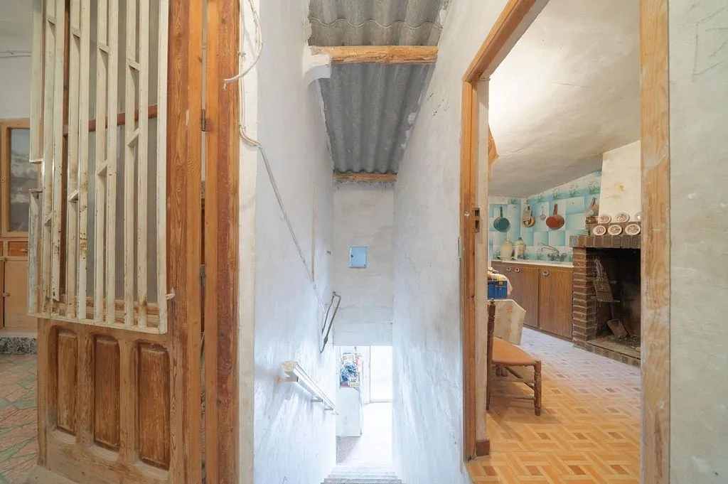 Ingresso - Rural House with Potential in Fortuna