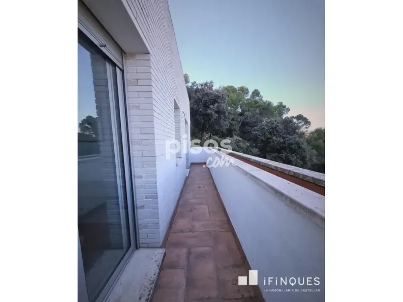 Rõdu - Luxury Villa with Pool in Castellar del Vallès