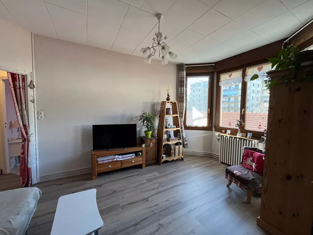 Séjour - Appartement lumineux avec terrasse à Gap