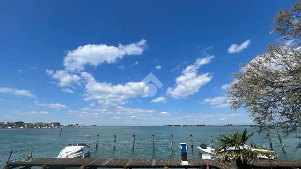 Trilocale with Laguna View in Grado