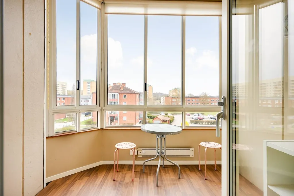 Rõdu - Apartment with South-Facing Balcony in Lund