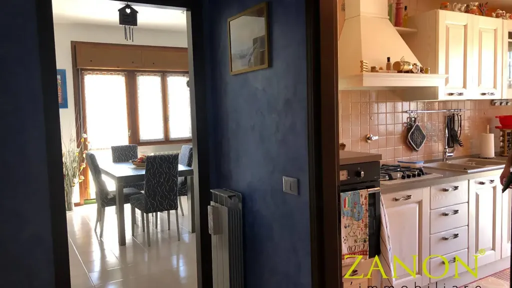 Köök - Apartment with Terraces in Savogna d'Isonzo