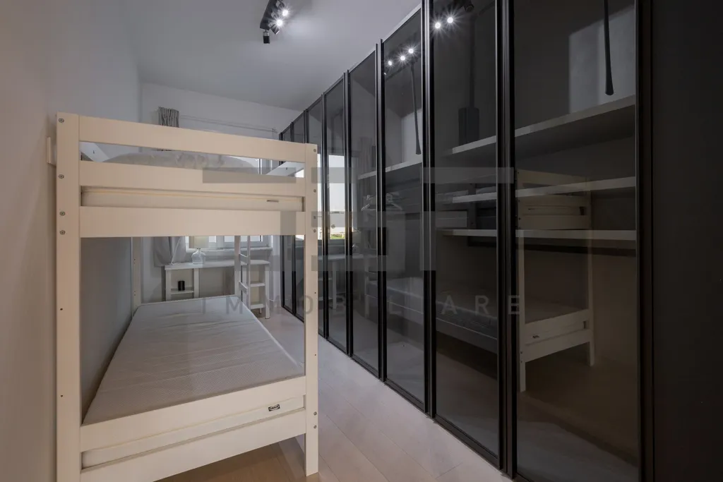 Chambres - Two-Bedroom Apartment with Panoramic View in Milan