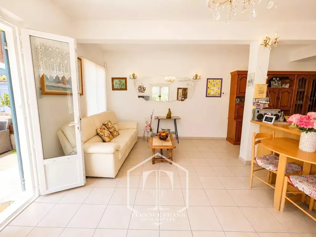 Séjour - Appartement avec Piscine et Terrasse à Aspremont