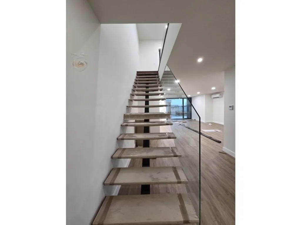 Pièces - Luxury Semidetached House with Garden in Aradas