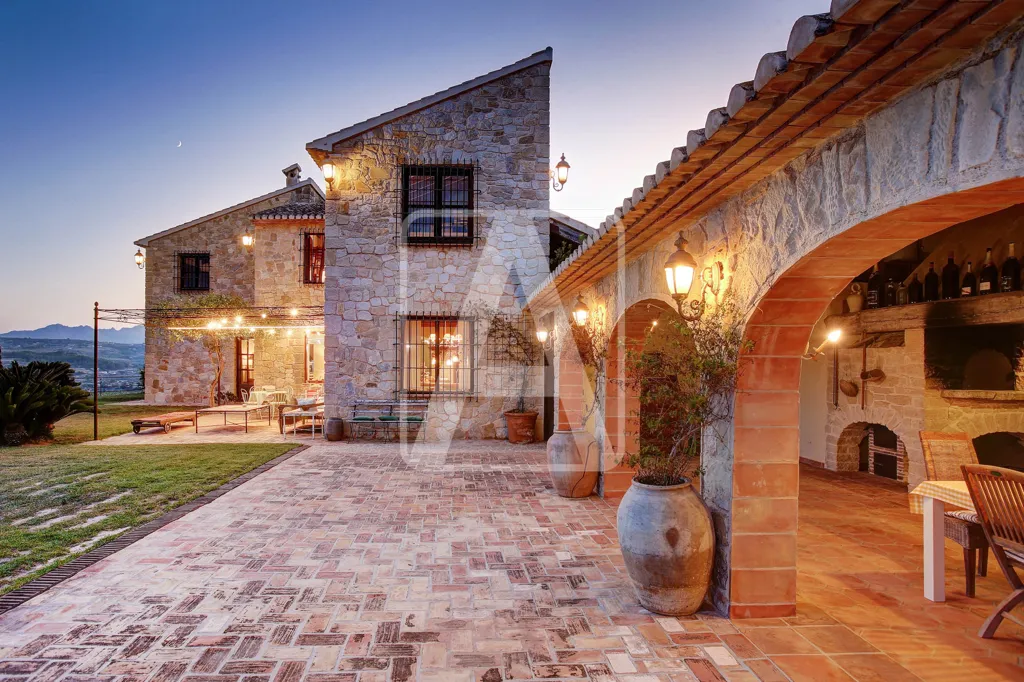 Terrass - Luxury Farmhouse with Pool in Moraira
