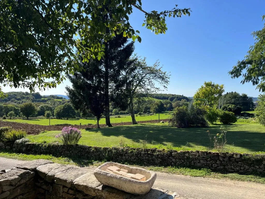 Jardin - Cottage Rénové avec Terrasse et Terrain à Argentat
