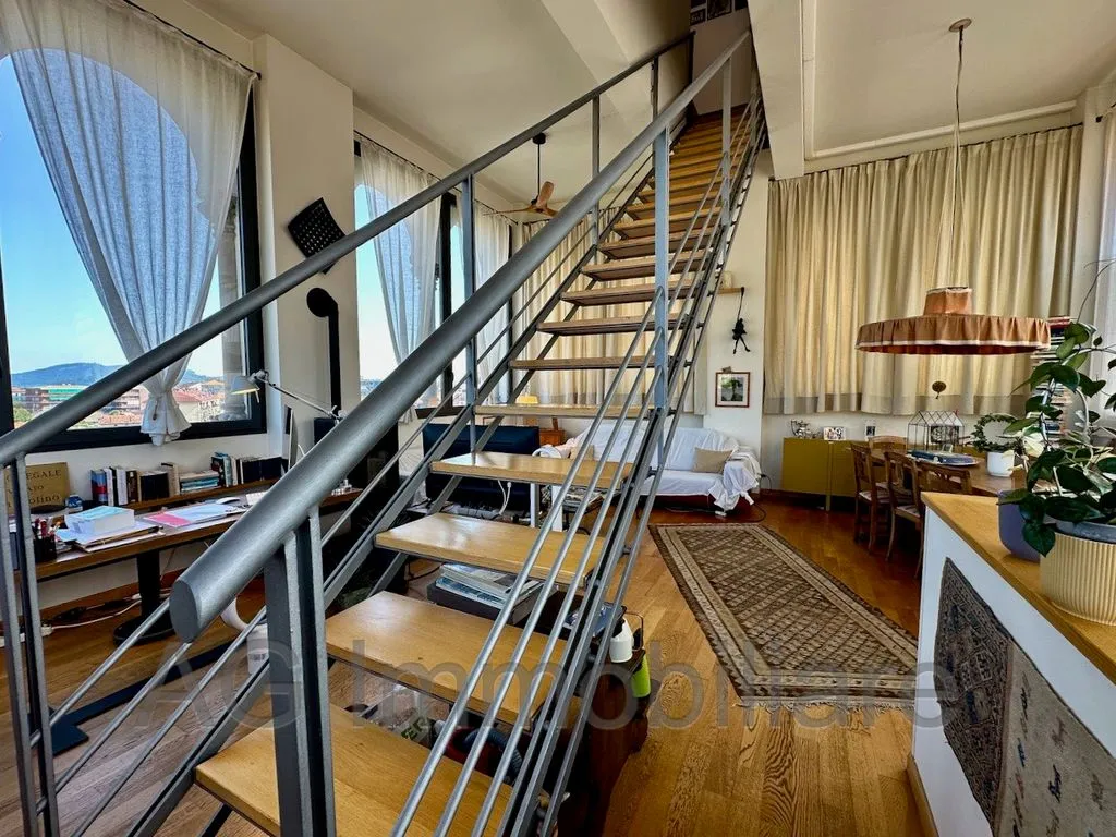 Rooms - Rear-Converted Attico with Balcony in Verbania