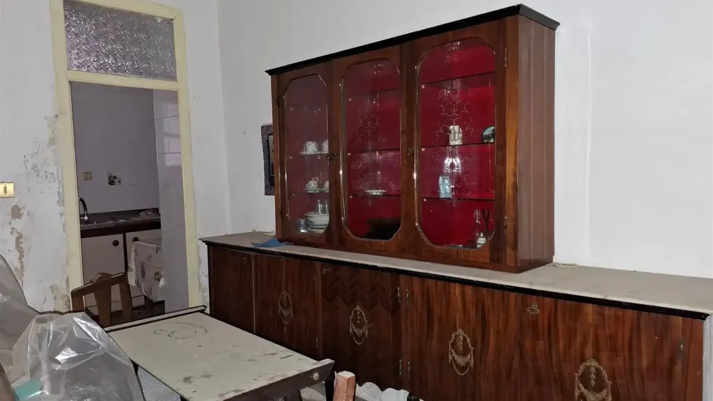 Söögituba - Quadrilocale to Renovate in Palermo