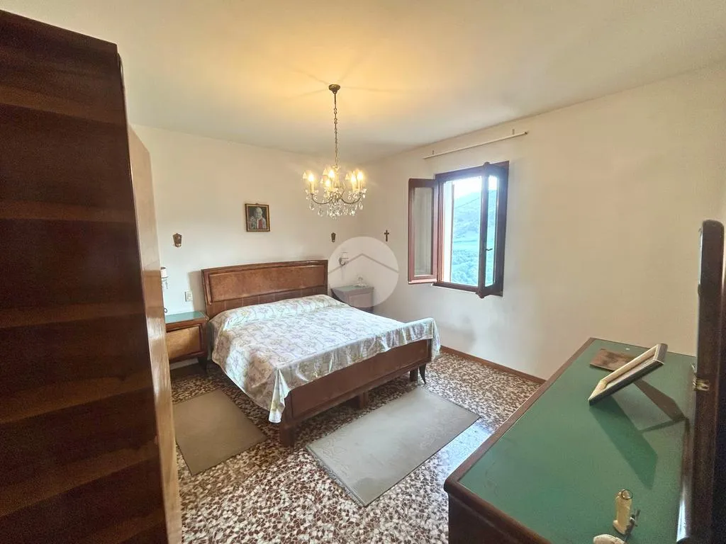 Bedrooms - Independent House with Panoramic View in Vigolo