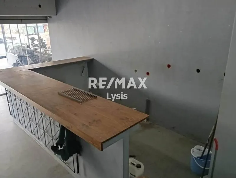 Pièces - Office Space with Garden View in Vironas Kareas