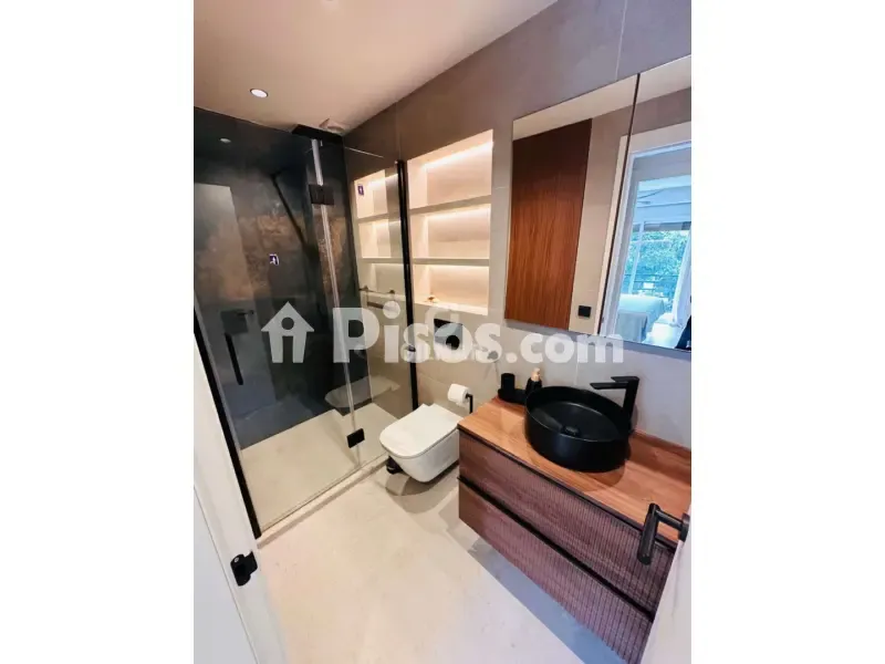 Vannitoad - Apartment with Pool in Marbella's Golden Mile