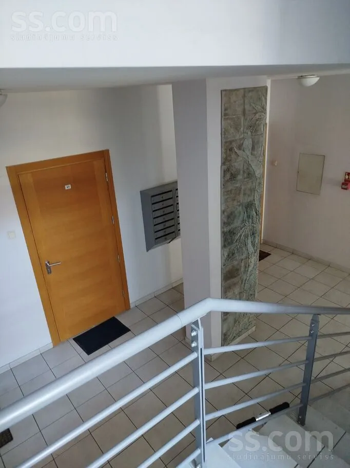 Appartement 3 pièces à Rīga