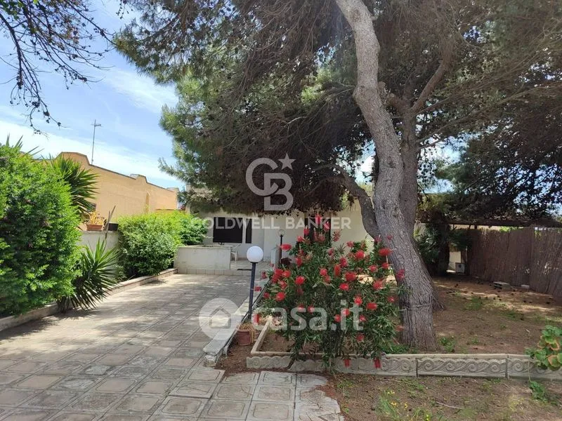 Aed - Seaside Villa with Garden in Brindisi