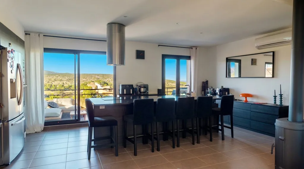 Cuisine - Villa avec Vue Mer à Treilles