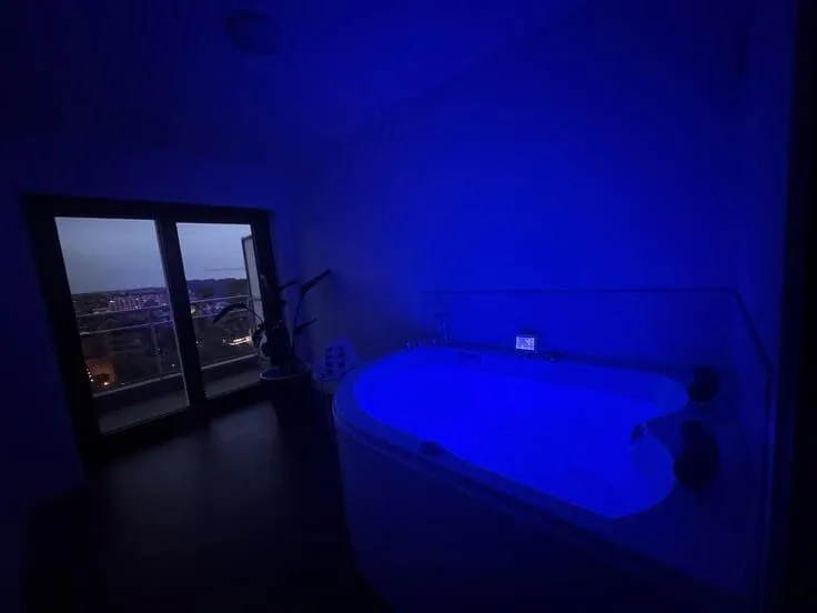 Bagni - Apartment with Canal View in Deurne, Antwerp