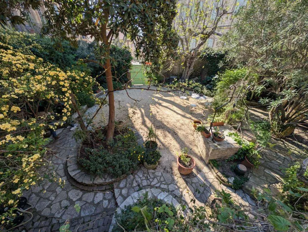 Aed - Charming House with Garden in Centre Pézenas