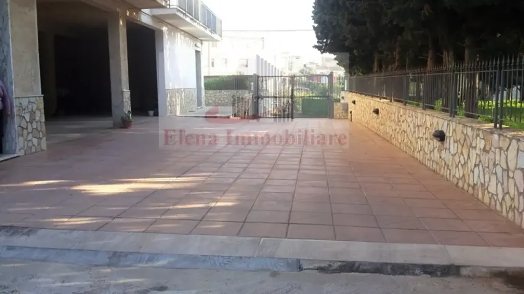 Esterno - Spacious Apartment with Balconies in Alcamo