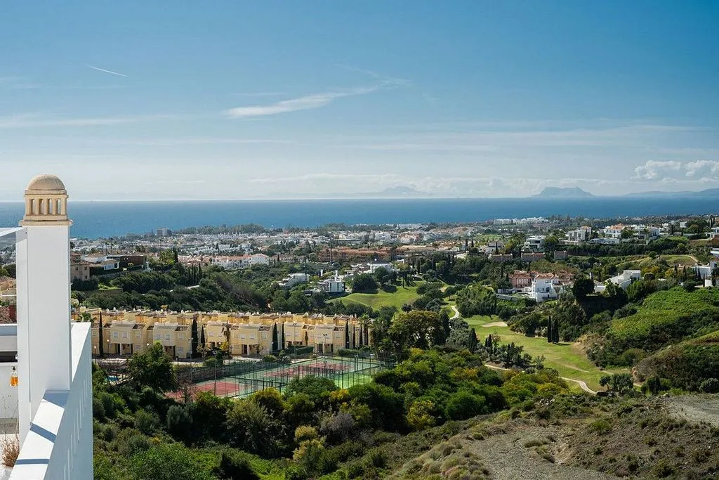 Balcon - Duplex with Pool and Terrace in Benahavís