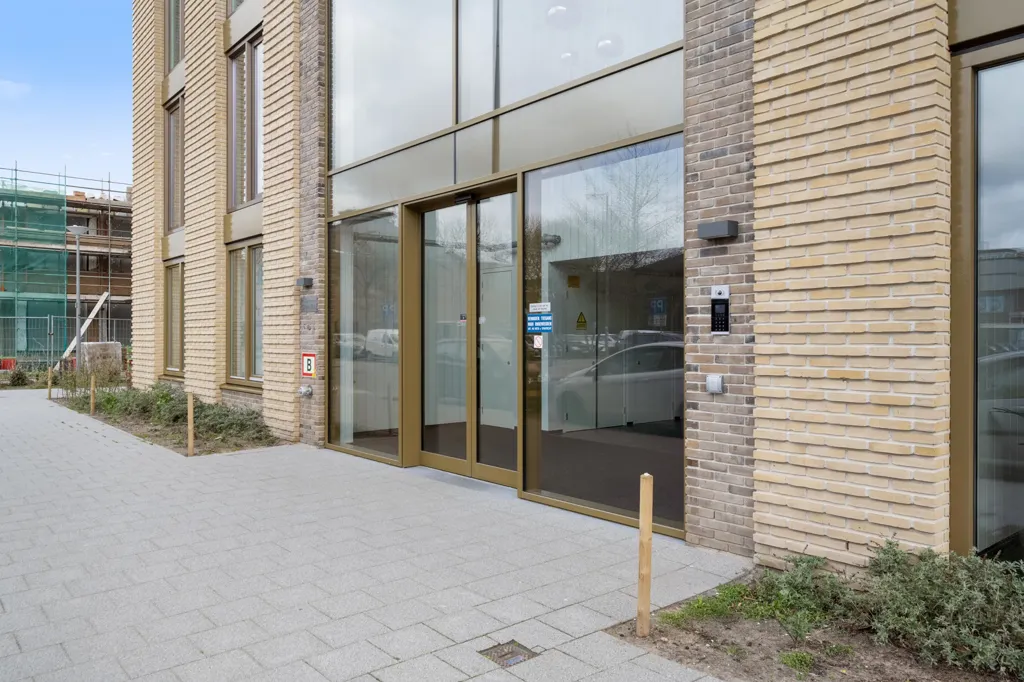 Välivaade - Newly Built Portiekflat with Loggia in Rotterdam