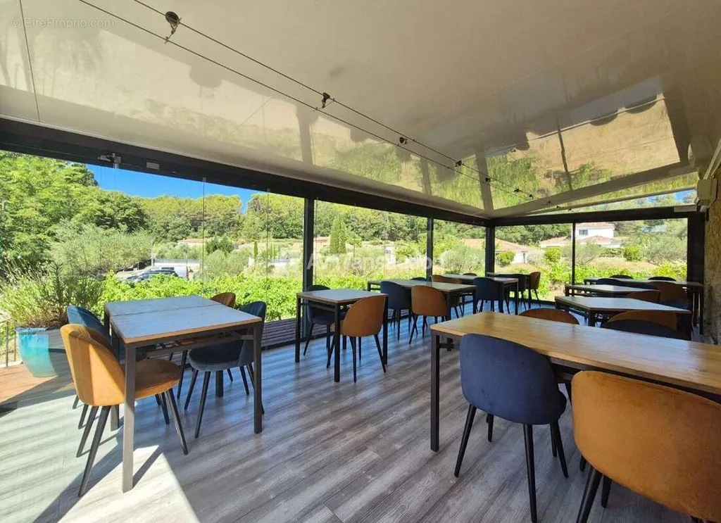 Terrass - Restaurant with Terrace in Lorgues