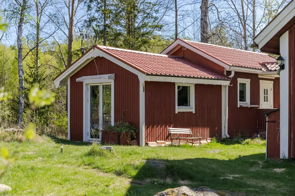 Extérieur - Charming Cottage with Multiple Accommodations in Linköping