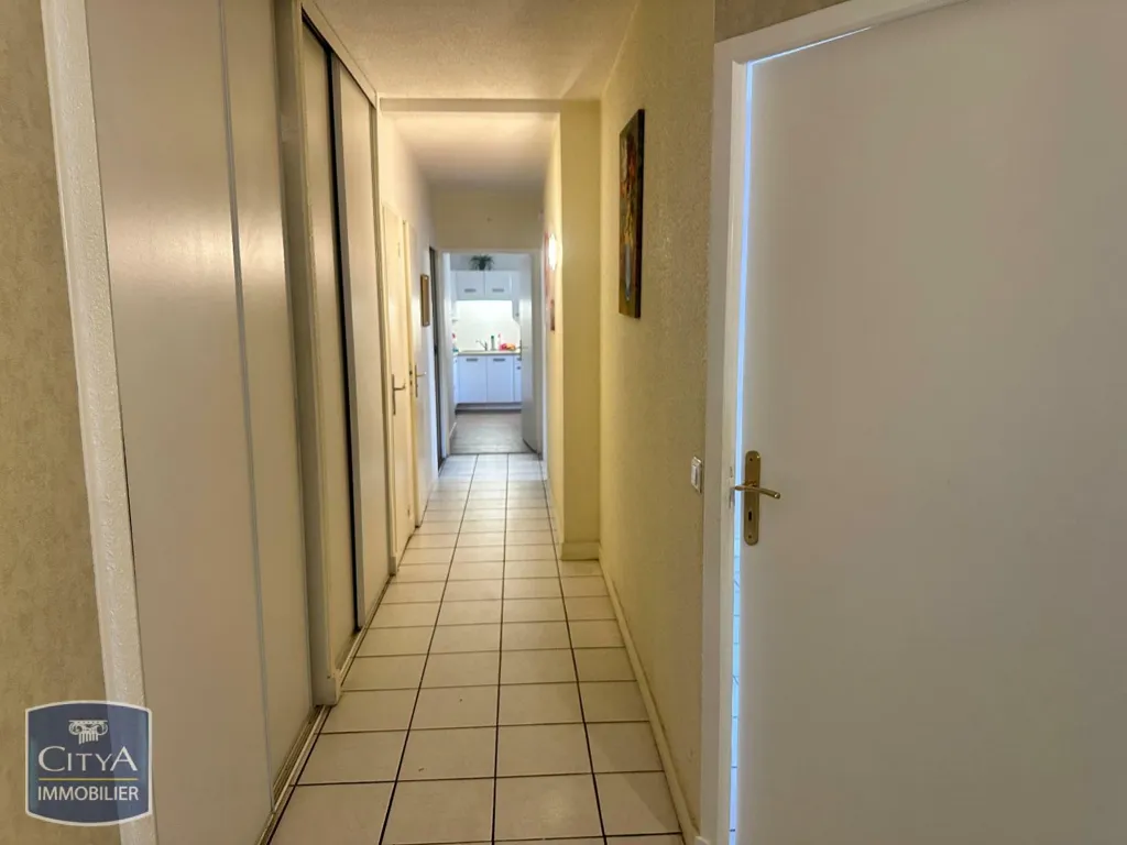 Entrée - Appartement Lumineux avec Balcon à Périgueux