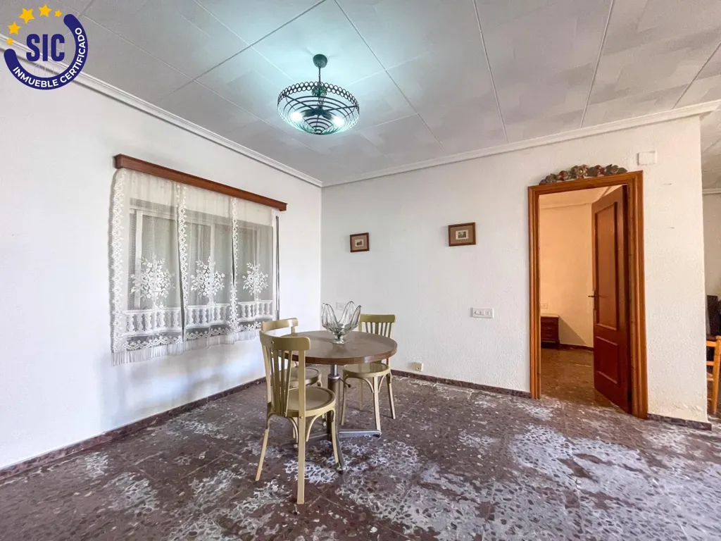 Sala da pranzo - Tríplex with Garden in Chera, Valencia