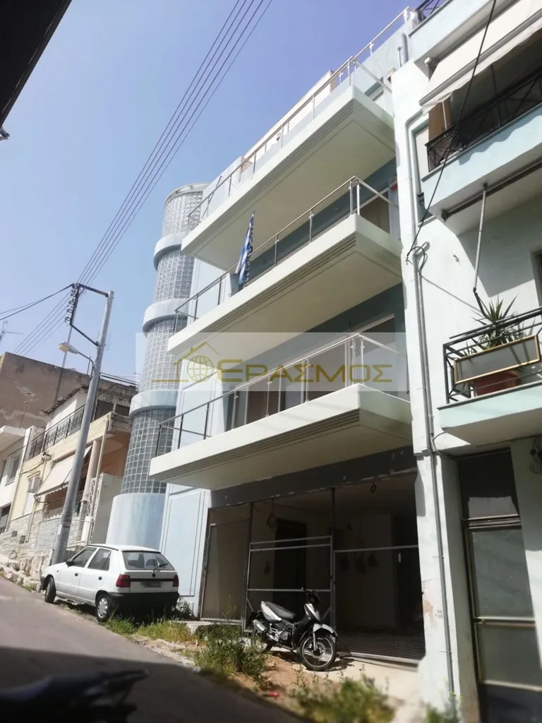 Esterno - 7-Bedroom Apartment with Acropolis View in Peristeri