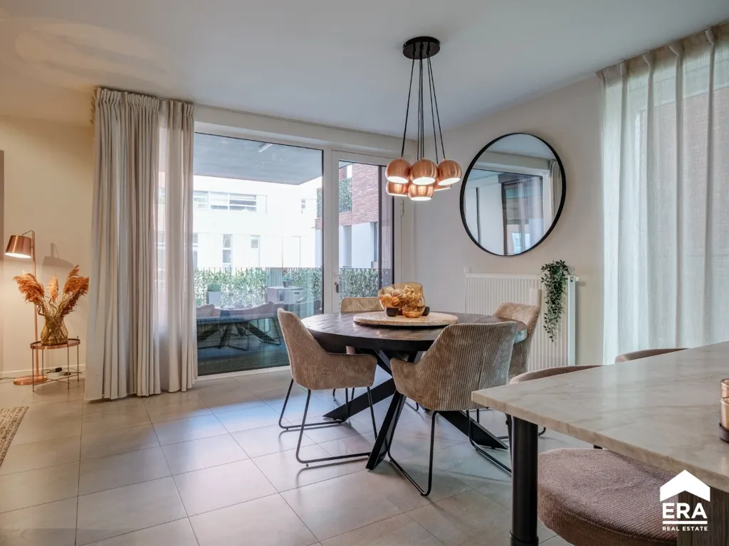 Salle à manger - Appartement Moderne au RDC avec Terrasse à Genk