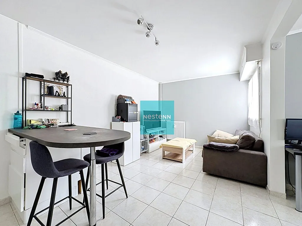 Soggiorno - Studio with Parking in Franconville
