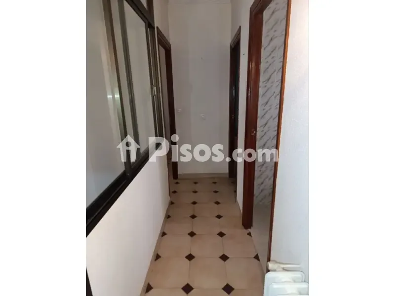 Ingresso - Two-Storey House with Terrace in Valdepeñas