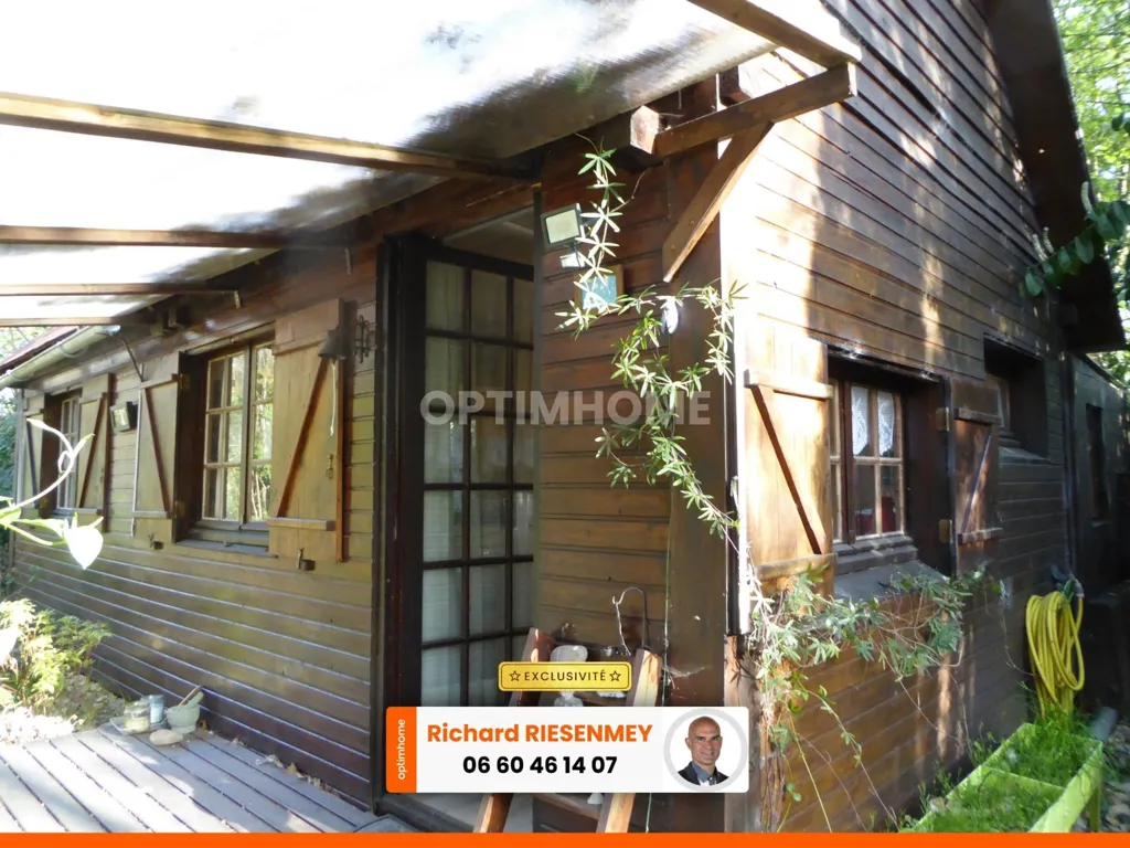 Esterno - Chalet with Covered Terrace in Saint Chéron