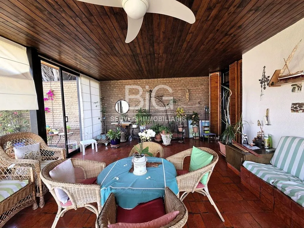 Terrass - Chalet with Pool and Terrace in Mataró