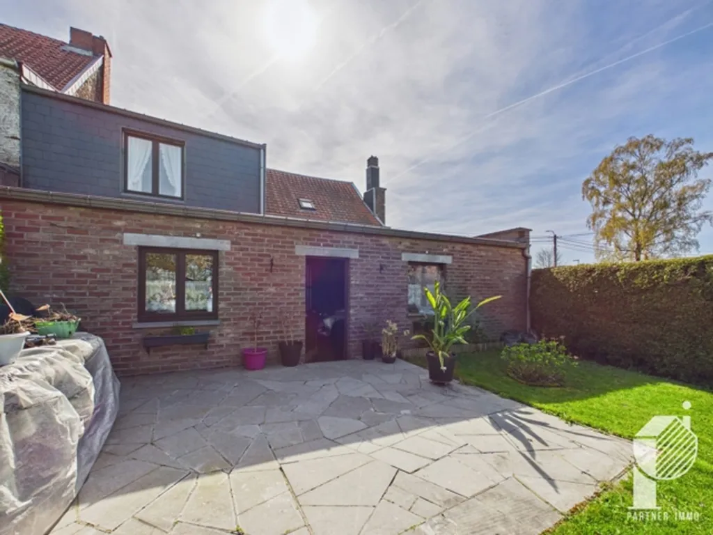 Terrass - Three-Façade House with Garden in Dison