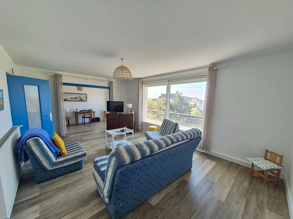 Séjour - Appartement 3 Pièces avec Balcon à Berck