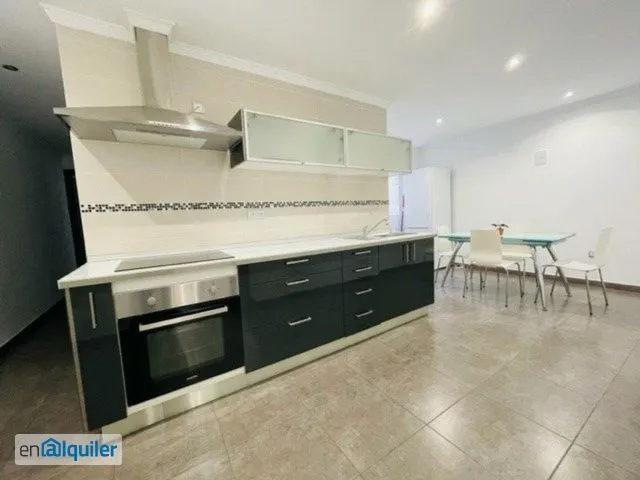 Köök - Student-Friendly Flat with Terrace in Altabix