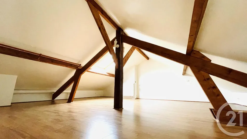 Toad - Duplex Apartment with Garden Access in Chartres