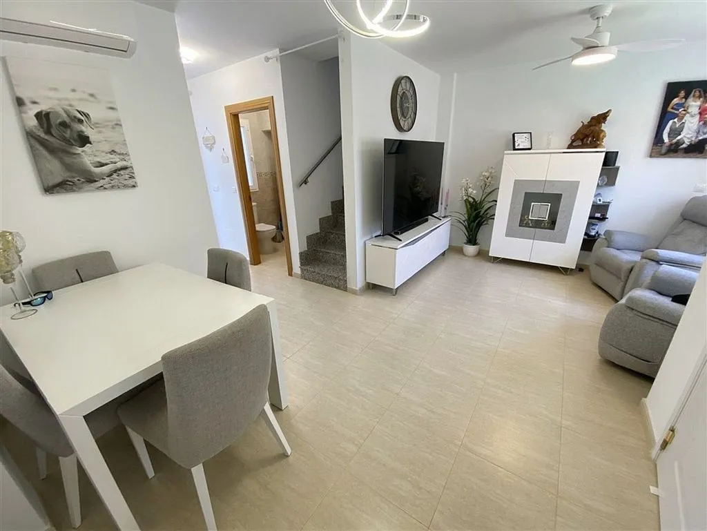 Salle à manger - Two-Bedroom House with Pool in Zurgena
