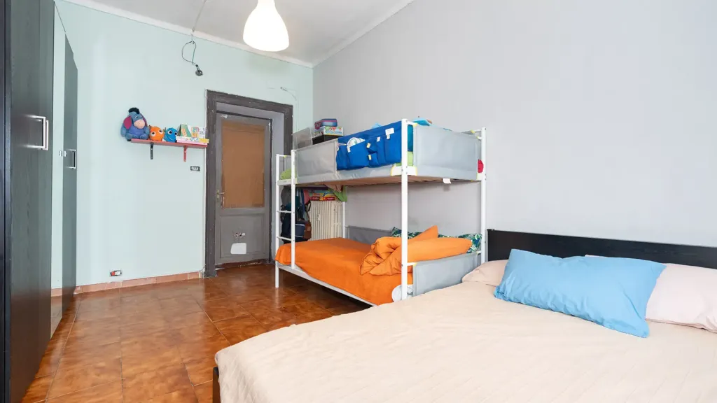 Magamistoad - 3-Bedroom Apartment with Balcony in Turin