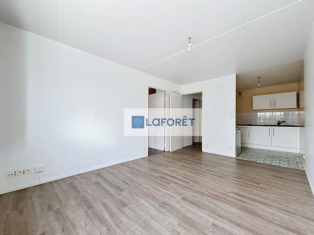 Toad - 2-Bed Apartment with Lift in Brest