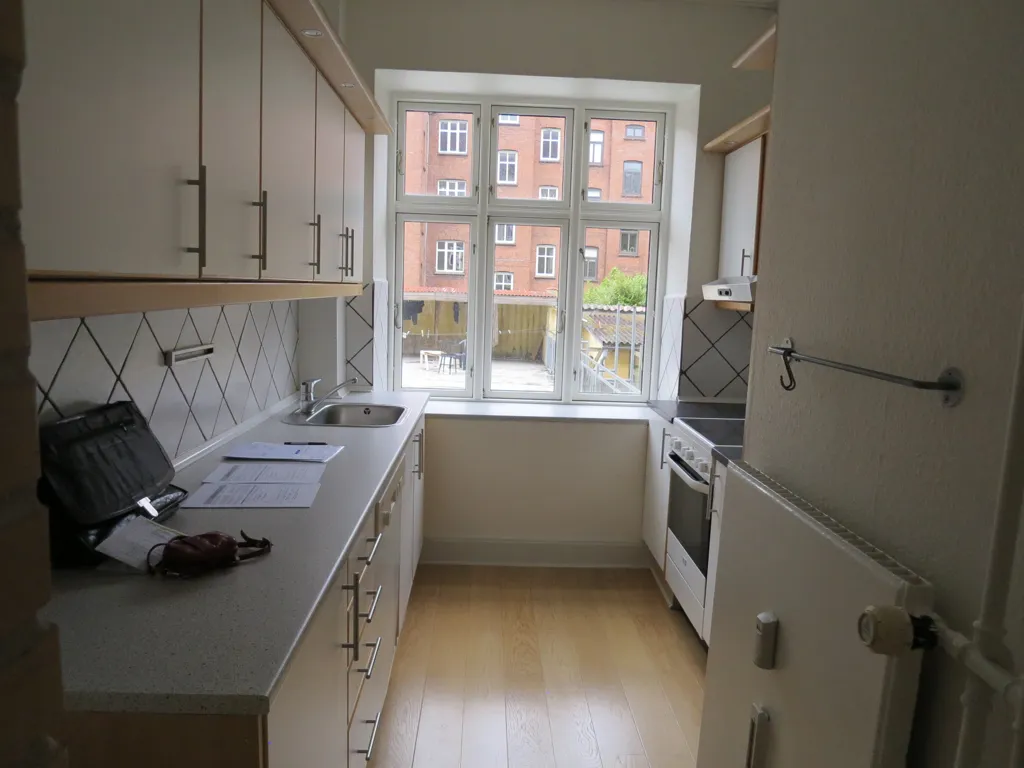 Cuisine - Spacious Flat with 3 Rooms in Odense C