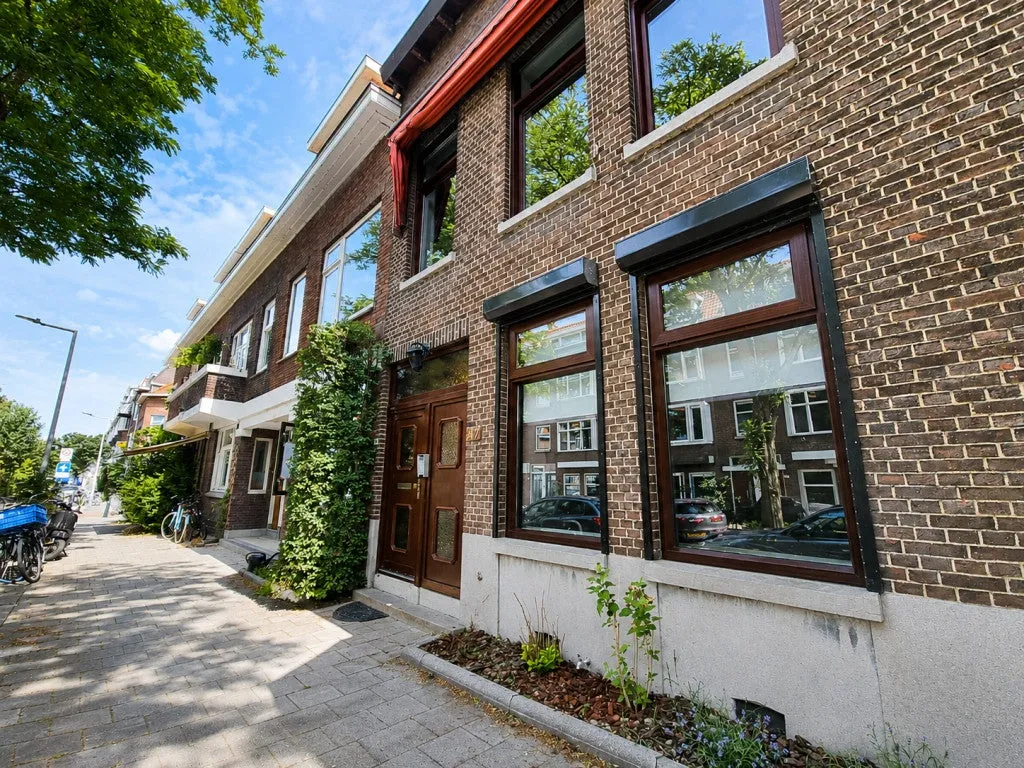 4-toaline korter asukohas Rotterdam
