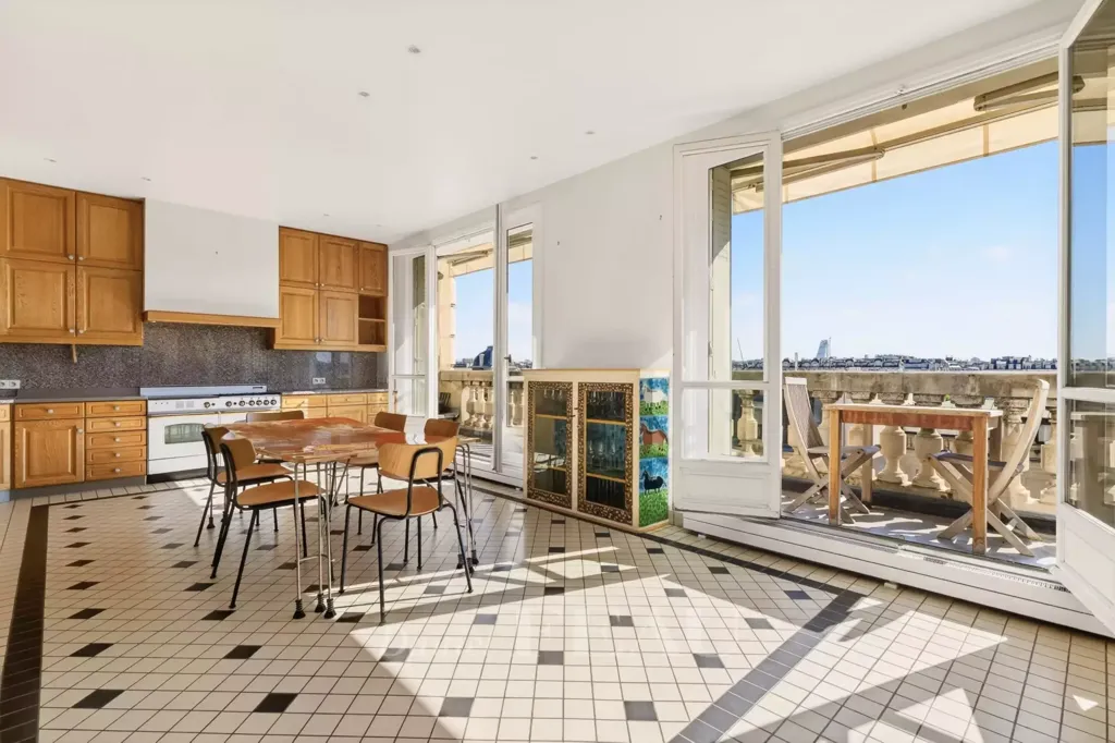 Kitchen - Luxury Duplex with Balcony Views near Eiffel Tower